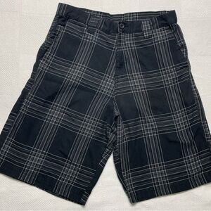 Men's - Burnside - Black Plaid Shorts - size 32 - preowned